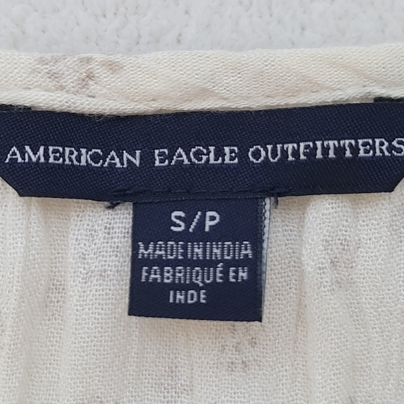 AEO | Beautiful Viscose Blouse NWOT Ruffles Ladies S/M Cream Floral - Picture 11 of 16